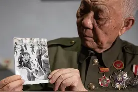 曾歼敌140余人！送别特等功臣……图片