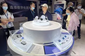 武汉230家人工智能企业营收过亿元图片