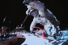 航天员太空生活传言大揭秘图片