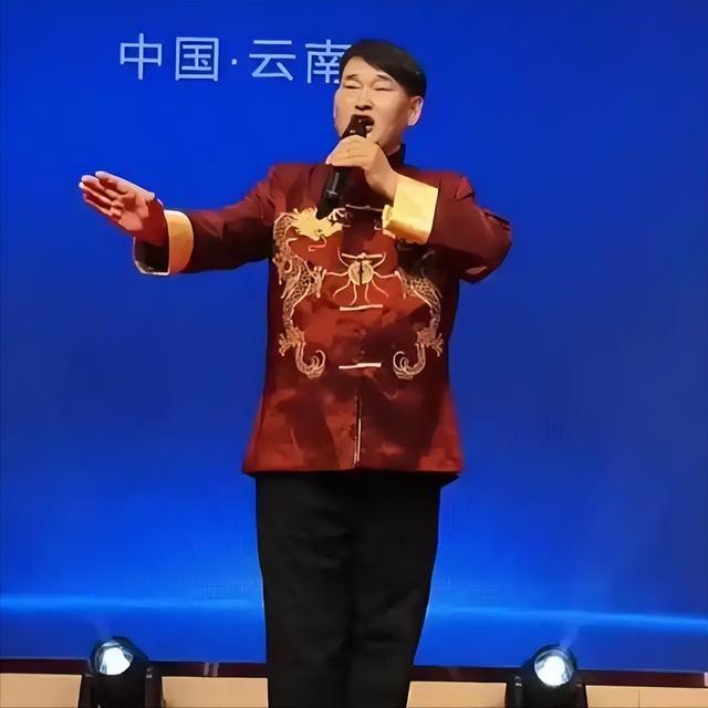 朱小伟做梦也没有想到	，离婚四年后，前妻陈亚男没能活成真实自己