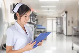 为什么护士都想去手术室工作？图片