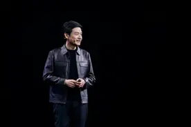 雷军玩梗“Are You OK”，网友：噔噔噔图片