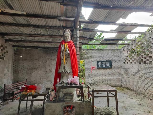 探索重庆大渡口孤岛，岛上有座千年古寺，相传是巴人立市交易之地