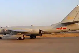 震慑“台独”！解放军围绕岛屿演练，轰-6携鹰击-21霸气亮相！图片