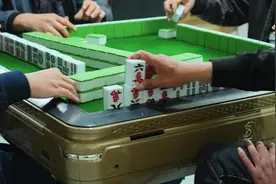 研究发现:那些长期打麻将的老人，到70岁以后，大多变成了这样图片