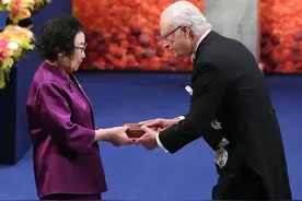 张伯礼:屠呦呦获诺贝尔奖及评外籍院士，要感谢一个陌生的外国人图片