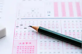 公务员考试年龄放宽至40岁，有何深意？图片