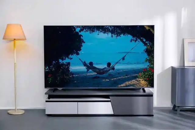 OLED、QLED和Mini-LED屏幕技术的区别是什么？哪种适合家用？