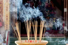 香火中的寓意与“断头香”的忌讳图片