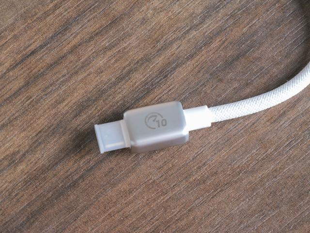 Macminim4的绝佳伴侣，奥睿科MiniLink桌面拓展坞