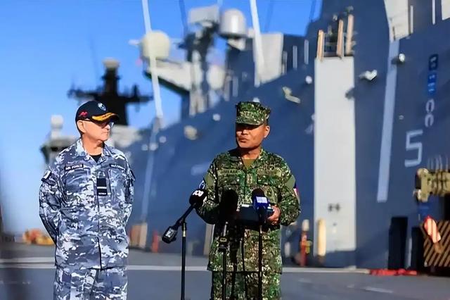 阅兵结束三天后，台海来了两位不速之客！赖清德终于盼来了救星？