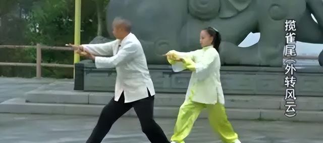 没多少人愿意教这种基本功了，我来教你怎么扎马步