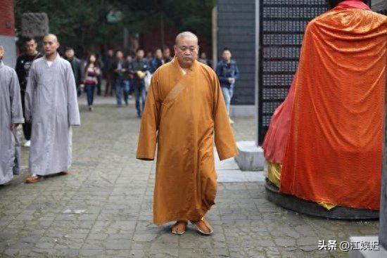 不查不知道一查吓一跳，掌控少林寺38年的释永信，私下到底有多壕
