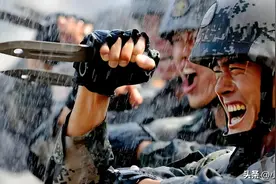 解放军的猛击：让敌人胆寒，使人民安心，是保家卫国的铁血担当！图片