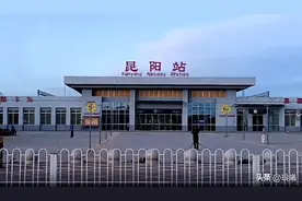 上万居民积极参加昆明晋宁东及昆阳高铁站启用客流调查图片