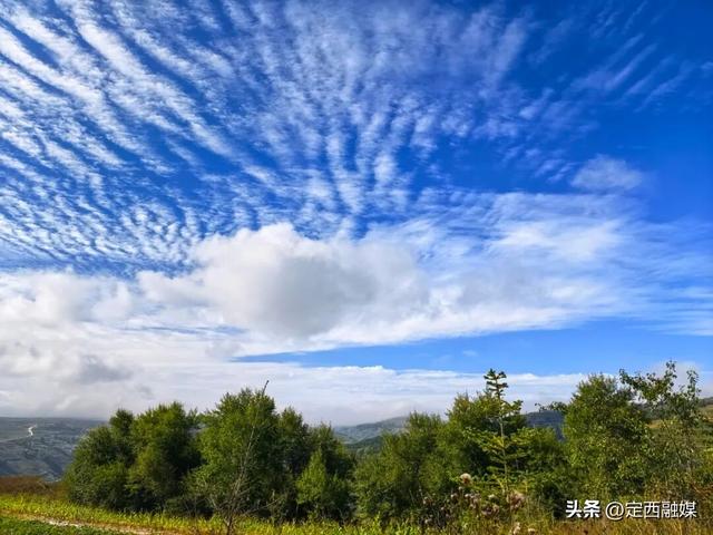 高峰乡：白云悠悠岁月长 一起看看头顶的蓝天白云吧~