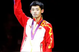 王楚钦表态不输外战，张继科谈球员签位：不重要，冠军是靠一分一板一场打出来的图片