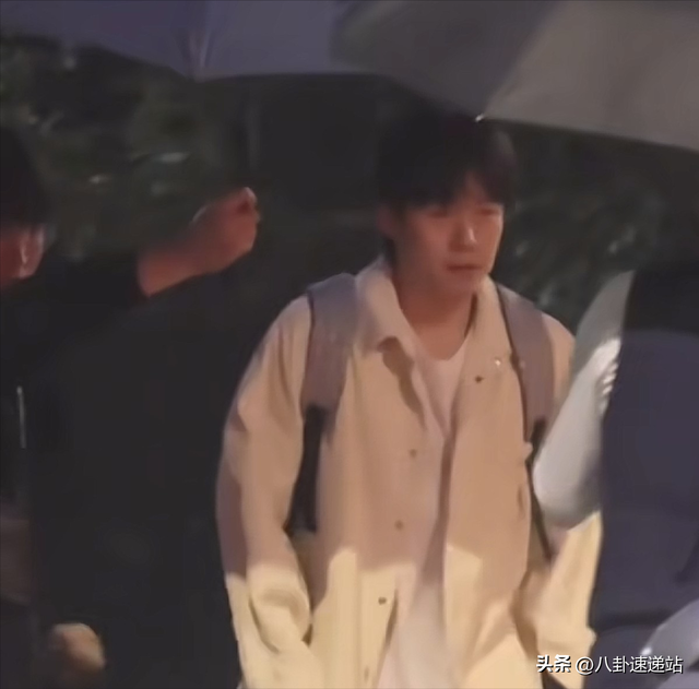 北京大满贯结束，孙颖莎和王楚钦行程曝光 两人中秋祝福衣服太搞笑