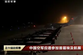 我军战机将首次飞越金字塔，埃及想买鹘鹰？要先熟悉猛龙才行图片