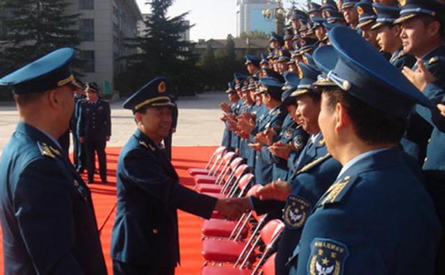 第八任空军司令员刘顺尧上将简历