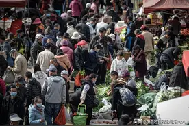 北京一早最拥挤， 最人多的地方，简直是人山人海 !图片