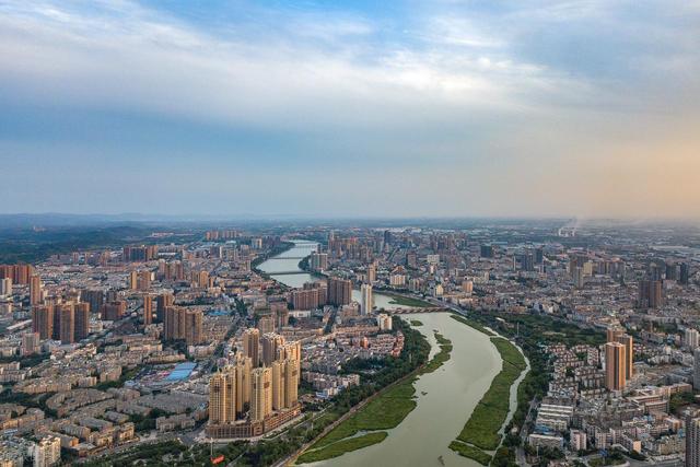 四川未来最“吃香”的城市，不是成都、攀枝花，绵阳也没能被选上