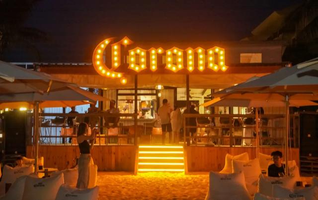 来万宁,连续七天免费看电影!观影+旅游指南→