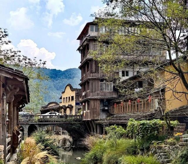 高铁直达，中国最安逸的6座城市，心累了，就去小住三五天！