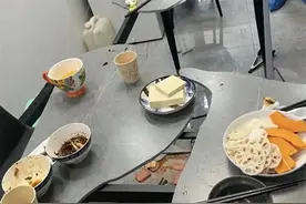 听过来人一句劝：再也别买岩板餐桌了，踩坑踩到我怀疑人生图片