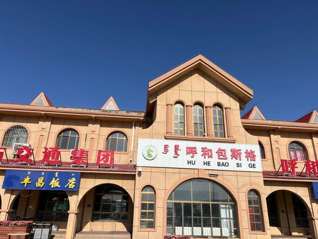 从偏关到巴彦淖尔再到额济纳旗 走最寂寞的沙漠公路 其实一点不寂寞