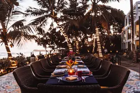 在建设银行工作，应届生薪酬待遇曝光，奖金如何，看完你还羡慕吗图片