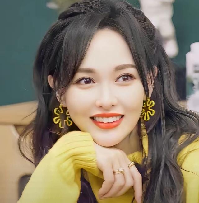 离过年仅1月，42岁唐嫣再官宣喜讯，让罗晋和整个娱乐圈刮目相看