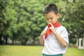 评红领巾风波事件：中国现代化“礼制”重构进程中的一朵浪花图片