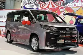 丰田“小埃尔法”新车型发布，售价约13.2万元，7座布局，搭载1.8L混动，性价比拉满！图片