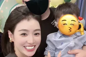 三只羊主播七老板晒照辟谣 ：已婚，家庭幸福，丈夫不在互联网行业图片