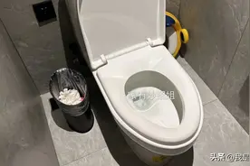 马桶滴一点酱油，作用真的太厉害，可惜很多人不懂，早知早受益图片
