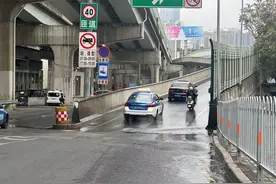 贵阳：中环路电动自行车禁行 ，“倡议+治理”双管齐下图片