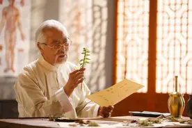 虚劳你就用小建中汤、寒劳你就用理中汤，牢记这两个用药思路！图片