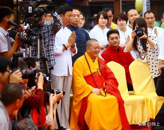 曝释永信被带走调查，知情人透露原因，不是因为钱，出乎意料