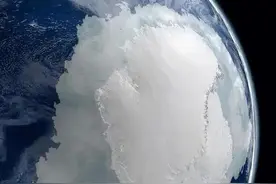 南极的冰有多厚？如果把这些冰全部挖光，会看到什么景象？图片