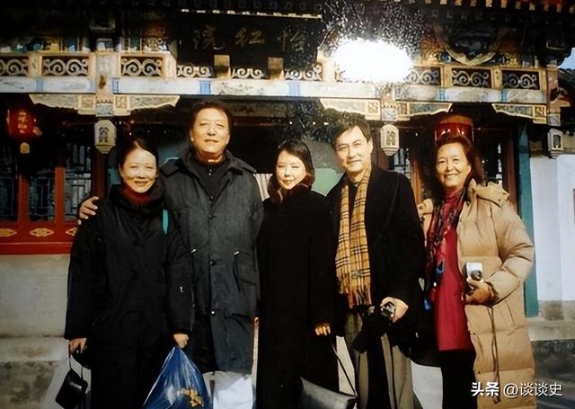 5年间父母双亡后又丧妻，57岁被病魔夺走生命，留下儿子一人生活