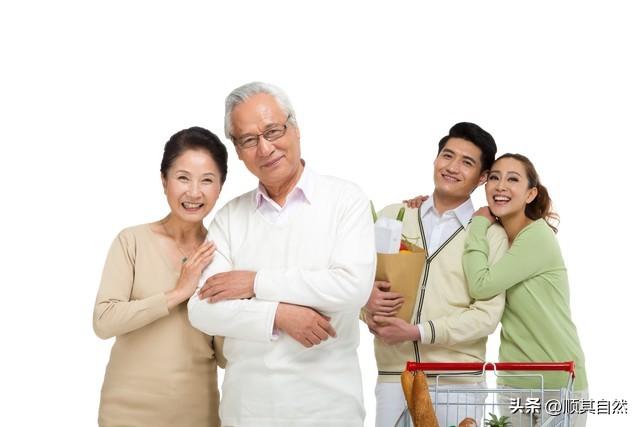 两性关系，惊人发现，60岁与异性靠近，根本不是桃花运，而是这