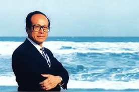 被外交部言语敲打，不到一天李嘉诚开始“服软”，长和欲推迟交易图片