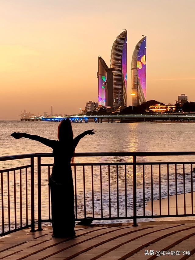 厦门海滨的落日之梦