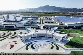 百家媒体聚焦伊利品质感知“国奶自信”图片