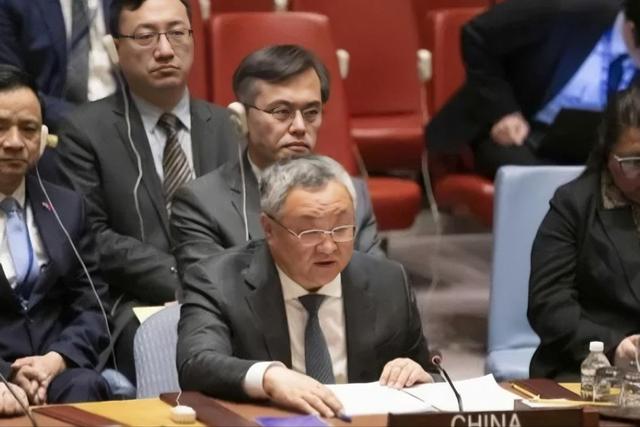 中方精准反制后，高市回应2句话，当着14国的面，傅聪发出通牒