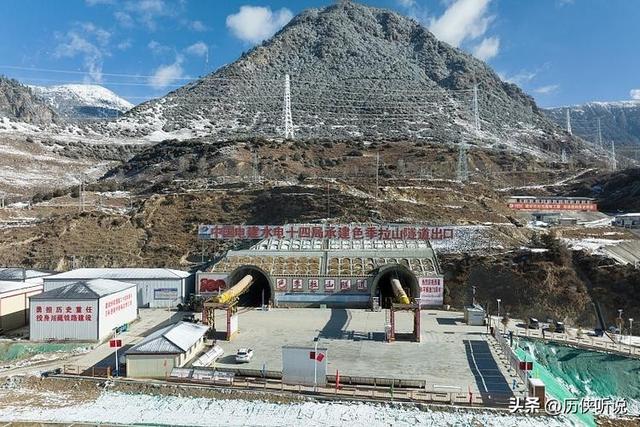 中国又一超级工程！3600亿砸出“天路奇迹”，刷新人类基建天花板