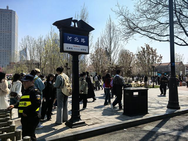 不愧是哏儿都！天津人卖票都像说相声