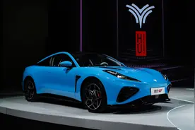 曾经的销冠卖不动了，哪吒汽车怎么了？图片