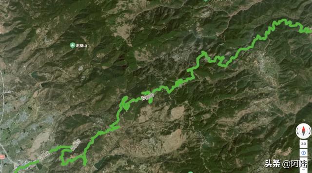 到大理自驾或者跑山，弥渡县和巍山古城之间的45公里堪称经典